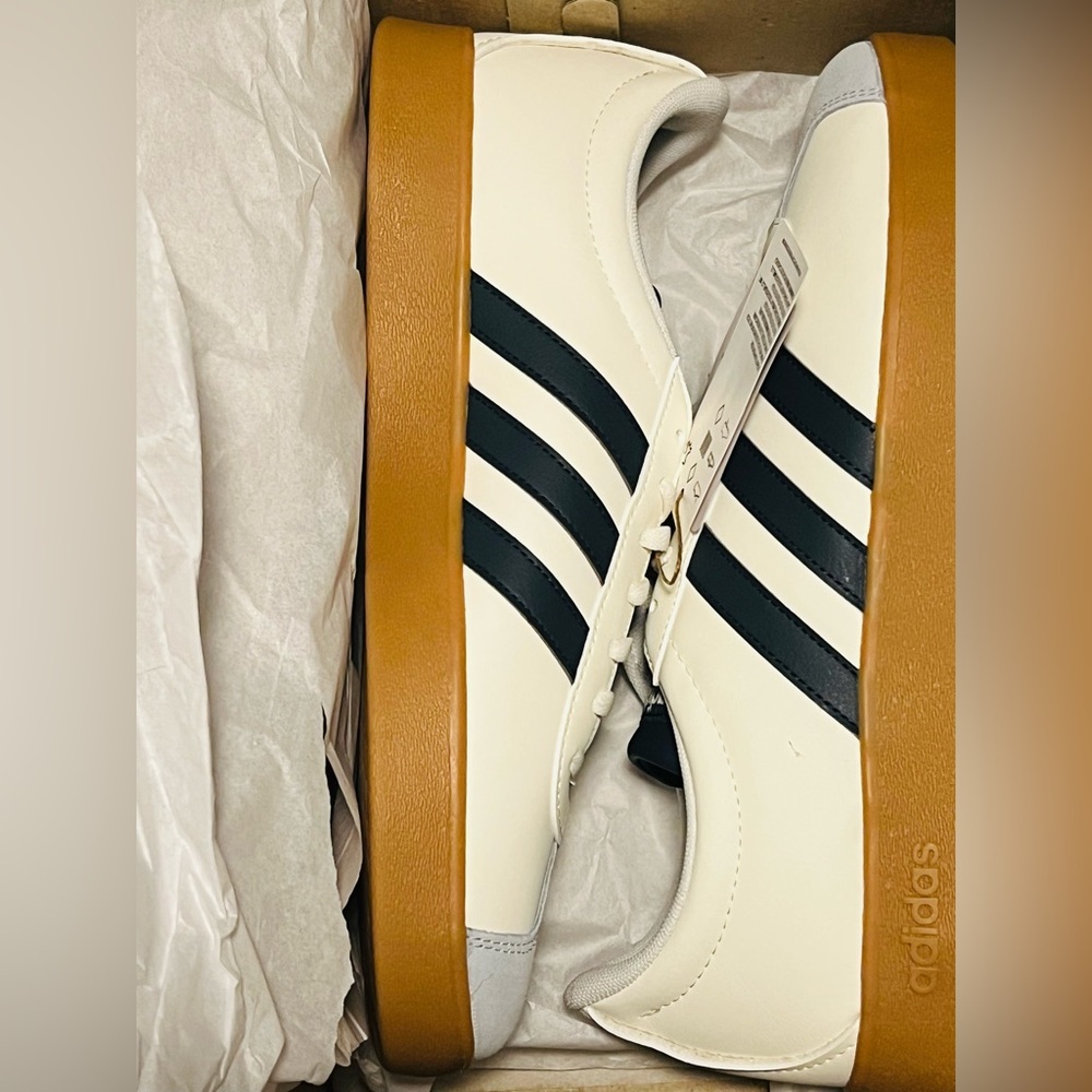 Adidas Women Cream and Navy Sneakers - Picture 3 of 6